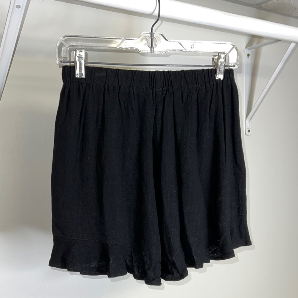 Amazon Black Ruffle Hem Shorts- M - Picture 2 of 5